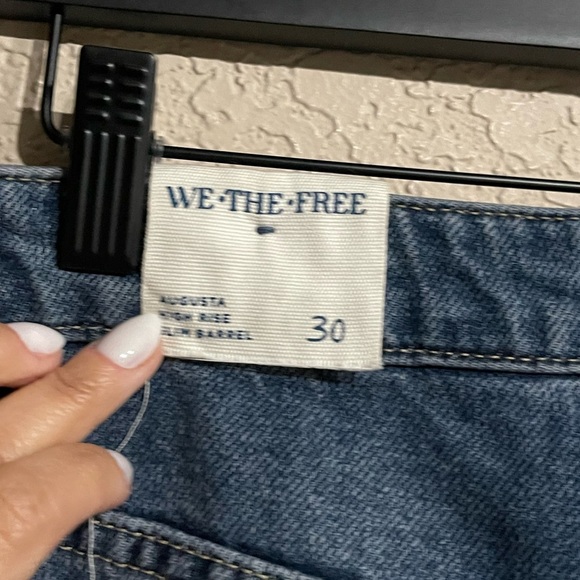 Free People We The Free | NWT! Augusta High Rise Slim Barrel Jean Size: 30 - Picture 5 of 8